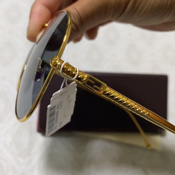 BNWT FENDI FF0437/s SUNGLASSES - Picture 3 of 5